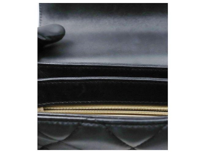 Chanel Borsa a spalla con patta in pelle nera e catena in metallo dorato Nero - vista 11