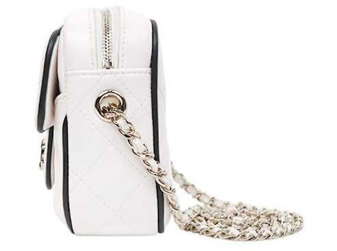 Chanel Borsa a tracolla bianca trapuntata con patta e catena Bianco - vista 2