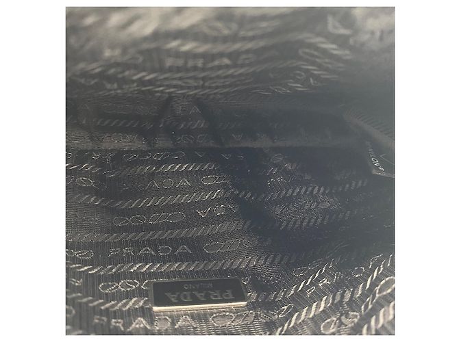 Borsa Prada Re-Edition in Nero - vista 11