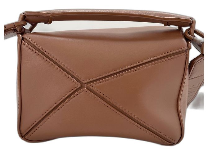 Borsa a tracolla Loewe Puzzle Mini in marrone - vista 3