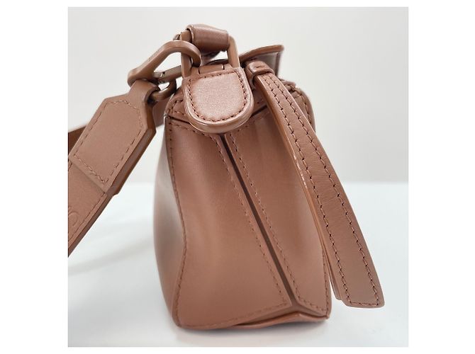 Borsa a tracolla Loewe Puzzle Mini in marrone - vista 5