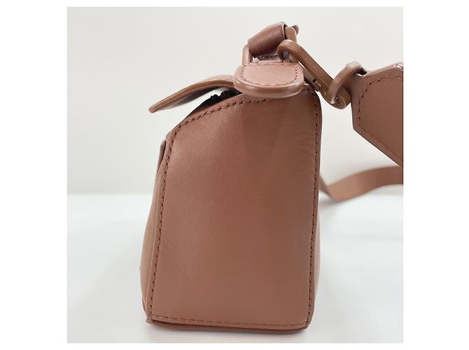 Borsa a tracolla Loewe Puzzle Mini in marrone - vista 6