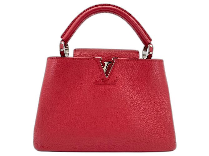 Borsa Louis Vuitton Parciana Capucines BB in rosso - vista 2