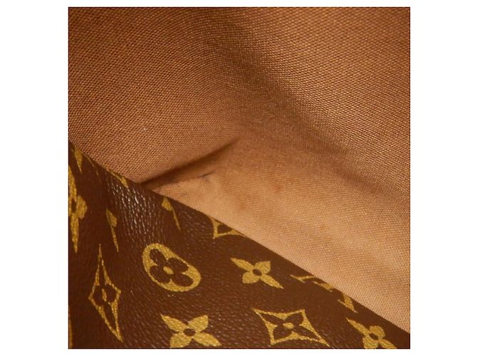 Borsa Tote Louis Vuitton Monogram Totally MM Marrone - vista 20