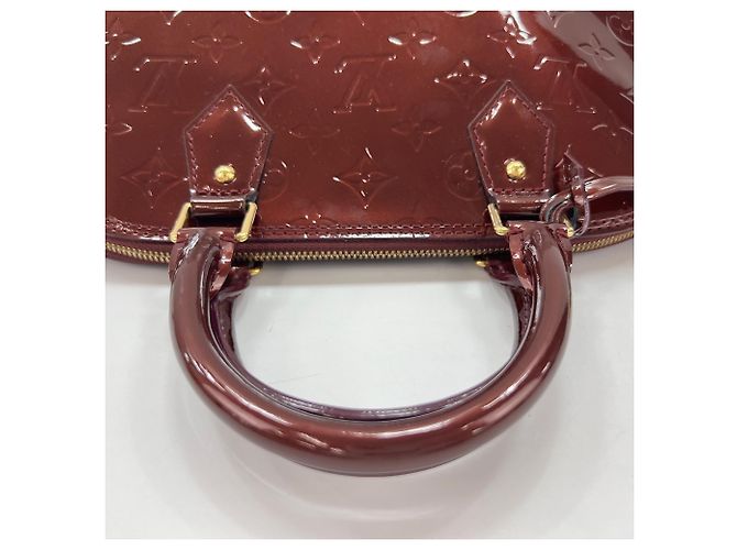 Borsa Louis Vuitton Alma in rosso - vista 11