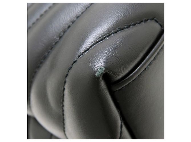 Borsa a tracolla Yves Saint Laurent Lulu Medium Nero - vista 29