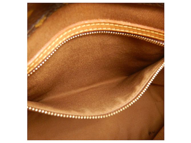 Borsa Cabas Piano Monogram Louis Vuitton Marrone - vista 22