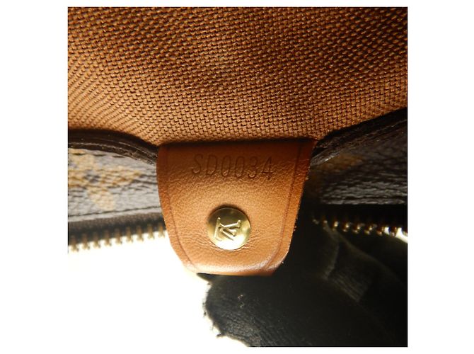 Borsa Cabas Piano Monogram Louis Vuitton Marrone - vista 23