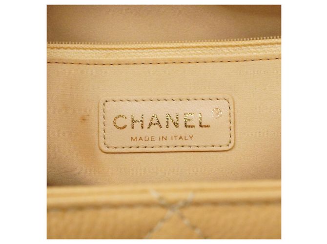 Chanel Matelassé Chain Tote Bag Beige - Ansicht 5