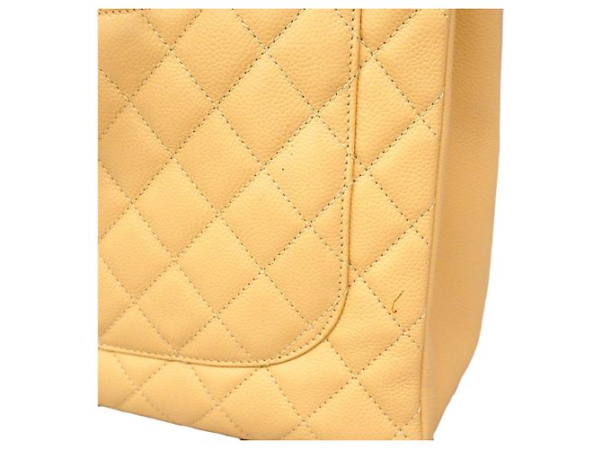 Chanel Matelassé Chain Tote Bag Beige - Ansicht 7
