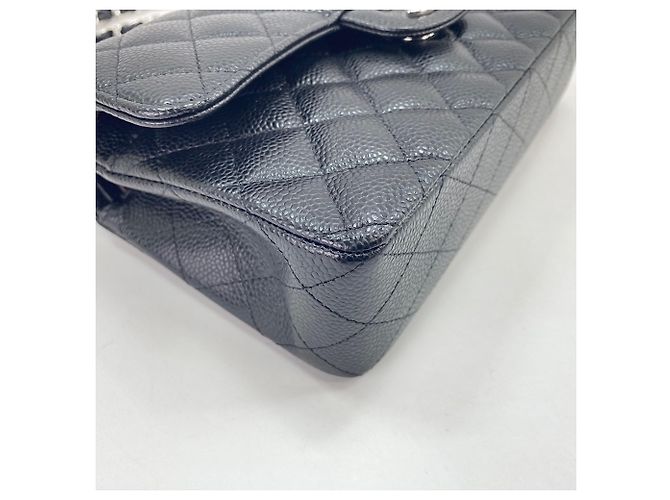 Borsa a spalla piccola Chanel Matelassé in nero - vista 7
