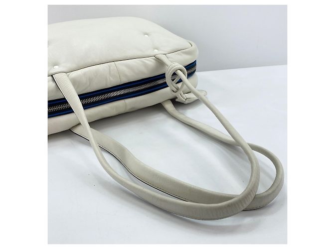 Prada PRADA Schultertasche in White Weiß - Ansicht 10