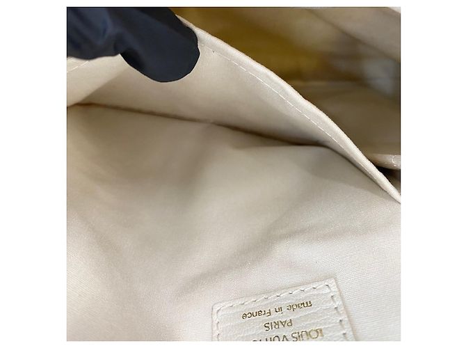 Borsa Louis Vuitton Marina PM Bianco - vista 13