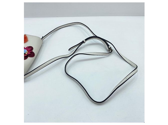 Borsa a spalla Micro Bucket Fendi Bianco - vista 10