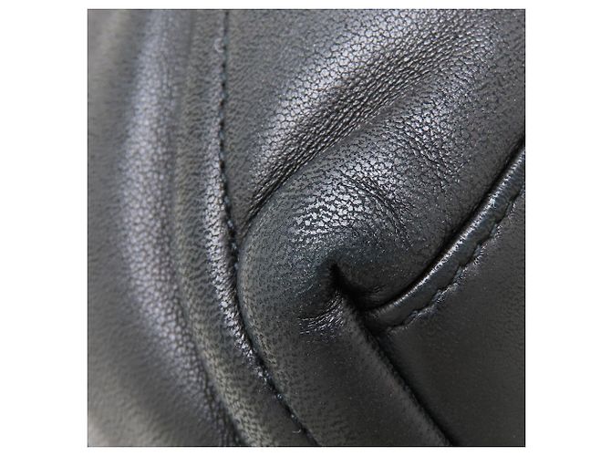 Borsa a tracolla Small Puffer Yves Saint Laurent Nero - vista 26