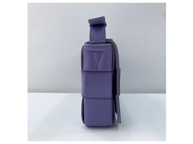 Bolsa de Ombro Bottega Veneta Cassette Roxo - vista 3