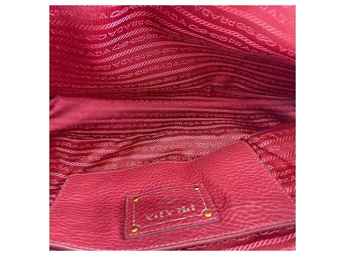 Prada PRADA rote Schultertasche - Ansicht 12