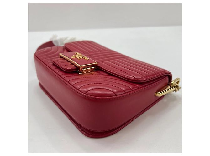 Prada Diagram gesteppte Schultertasche Rot - Ansicht 9