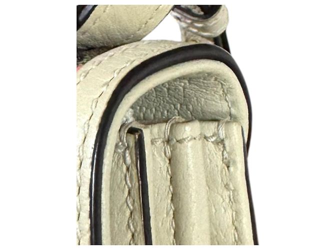 Borsa a tracolla Gucci Les Pommes Collection GG Supreme Bianco Beige - vista 13