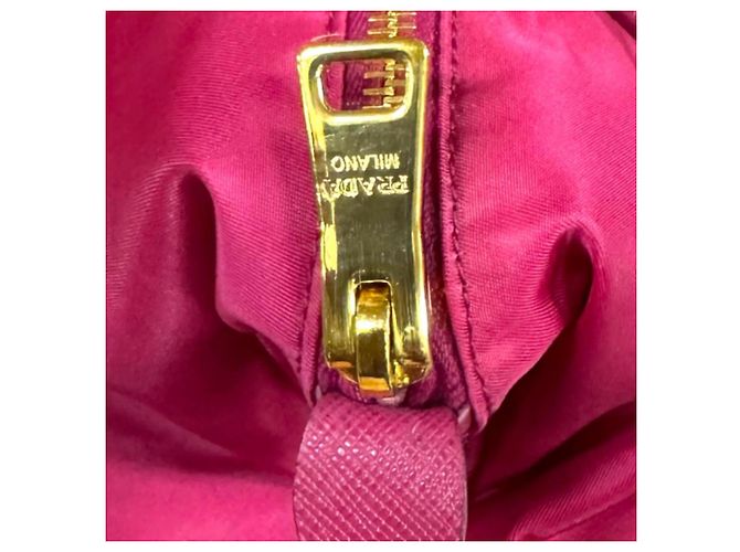 Borsa a tracolla Prada in nylon rosa - vista 14