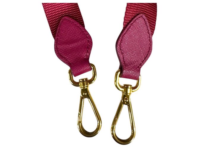 Borsa a tracolla Prada in nylon rosa - vista 15