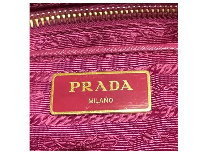 Borsa a tracolla Prada in nylon rosa - vista 7