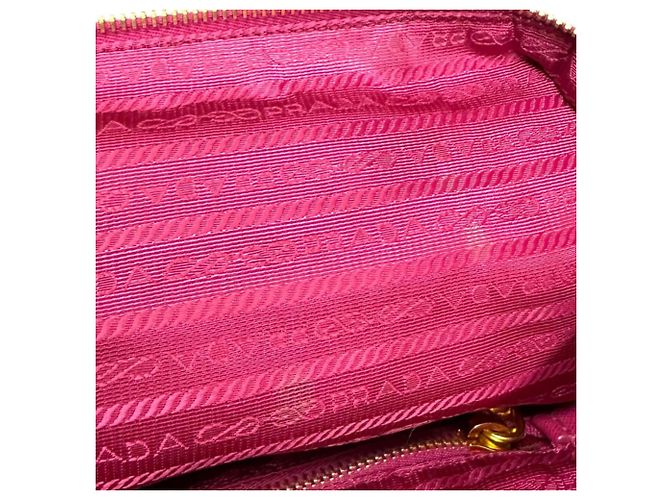 Borsa a tracolla Prada in nylon rosa - vista 8