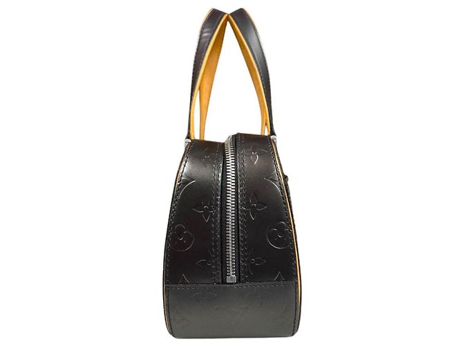 Borsa Louis Vuitton Shelton Monogram Mat Marrone Nero - vista 4