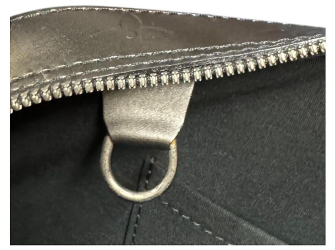 Borsa Louis Vuitton Shelton Monogram Mat Marrone Nero - vista 9