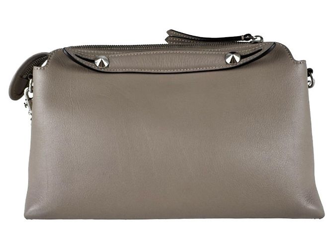 Borsa a tracolla media in pelle Fendi By The Way Grigio - vista 3