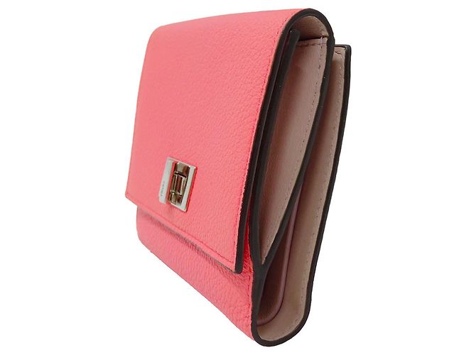Portafoglio bi-fold da donna Fendi in pelle rosa - vista 4