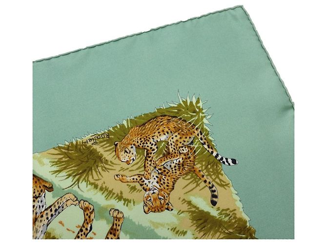 Hermès Foulard di seta Hermes Carre 90 Tanzania Multicolore Verde - vista 3