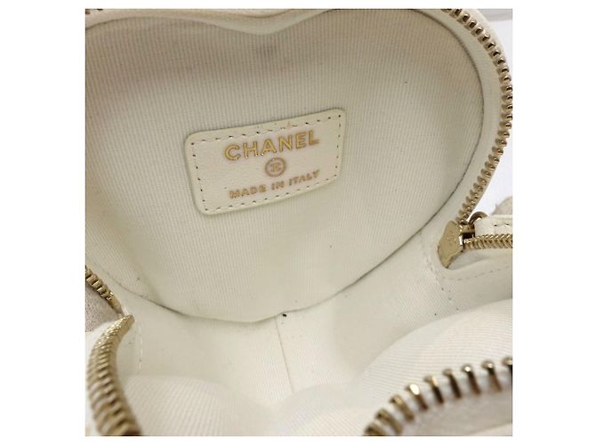 Borsa cintura Chanel a forma di cuore Bianco - vista 9