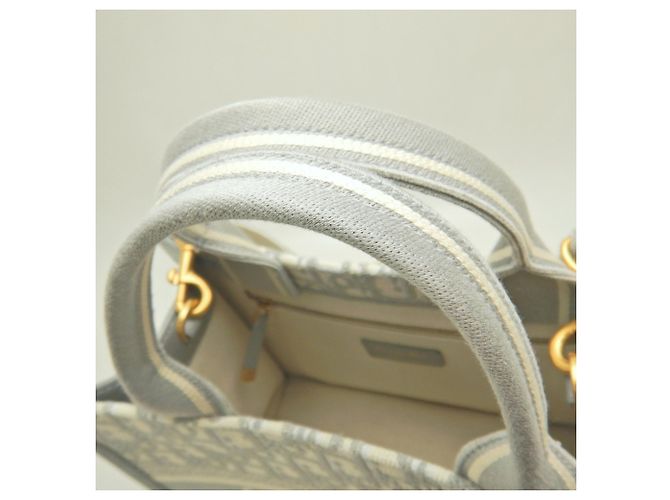 Christian Dior Tote Bag aus grauem Kalbsleder Braun - Ansicht 12