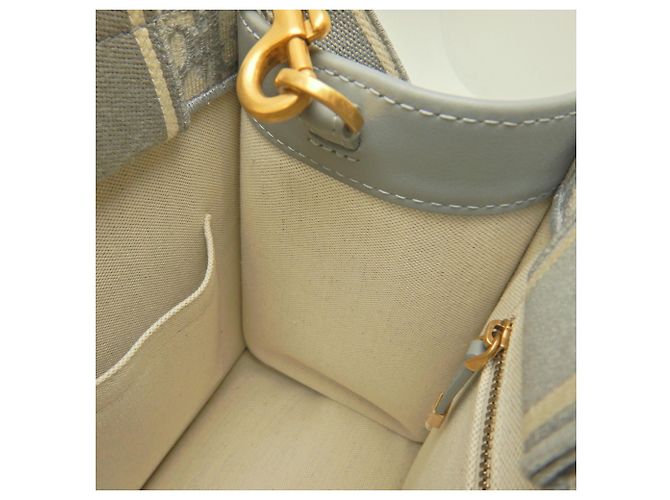Christian Dior Tote Bag aus grauem Kalbsleder Braun - Ansicht 22