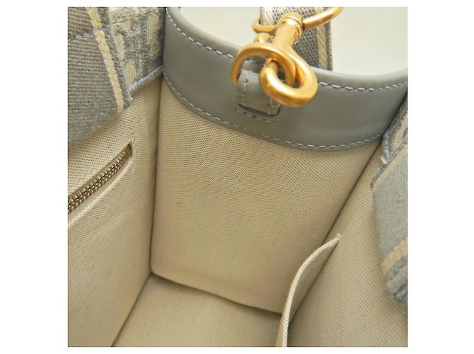 Christian Dior Tote Bag aus grauem Kalbsleder Braun - Ansicht 23