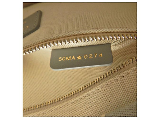 Christian Dior Tote Bag aus grauem Kalbsleder Braun - Ansicht 25