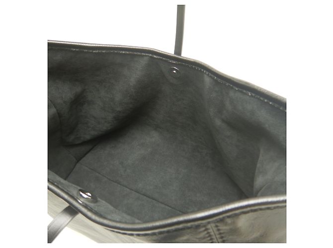 Borsa a tracolla Louis Vuitton LV Vibe Carryall Cargo PM Nero - vista 15