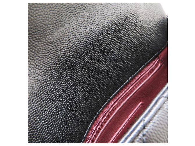 Sac à main Chanel Coco Handle 19 XXS Matelassé Noir - vue 10
