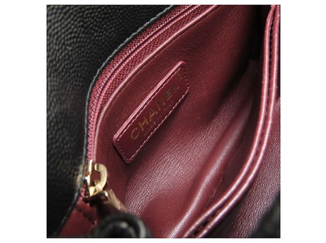 Sac à main Chanel Coco Handle 19 XXS Matelassé Noir - vue 7
