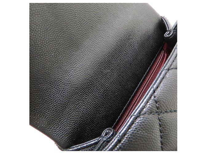 Sac à main Chanel Coco Handle 19 XXS Matelassé Noir - vue 9