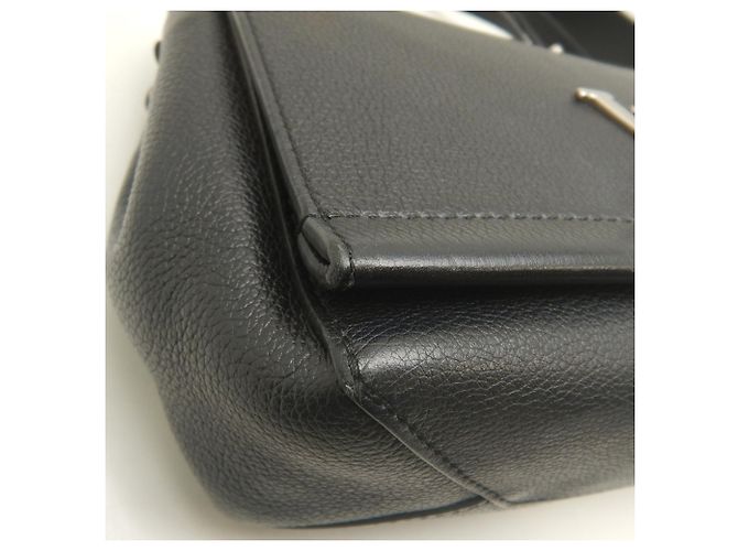 Borsa a tracolla Louis Vuitton Lockme 2 BB Nero - vista 14