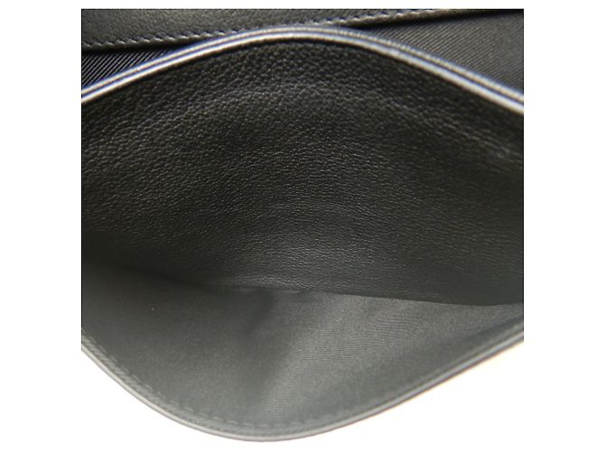 Borsa a tracolla Louis Vuitton Lockme 2 BB Nero - vista 24