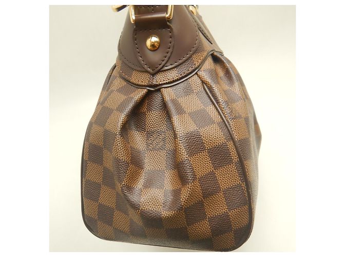 Louis Vuitton Damier Trevi PM Handtasche Braun Damier ebene - Ansicht 10