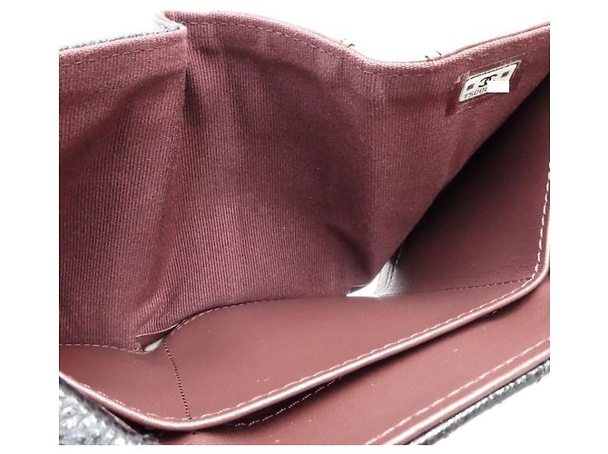 Cartera tri-fold Chanel en piel de becerro granulada negra Negro - vista 10