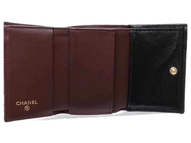 Cartera tri-fold Chanel en piel de becerro granulada negra Negro - vista 8