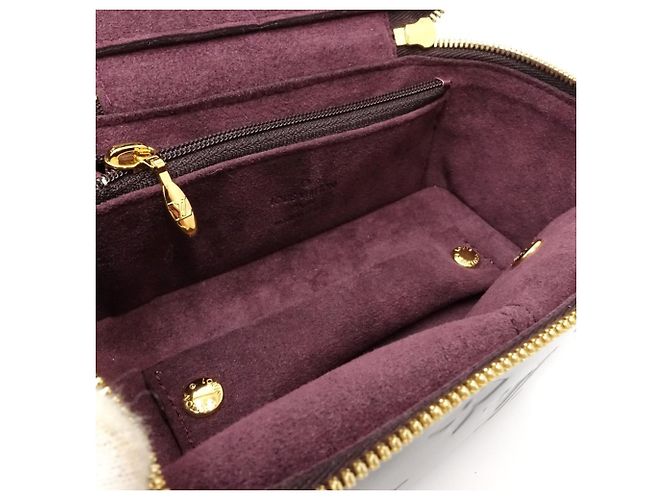 Louis Vuitton Vernis Accessory Pouch Dark red - view 19