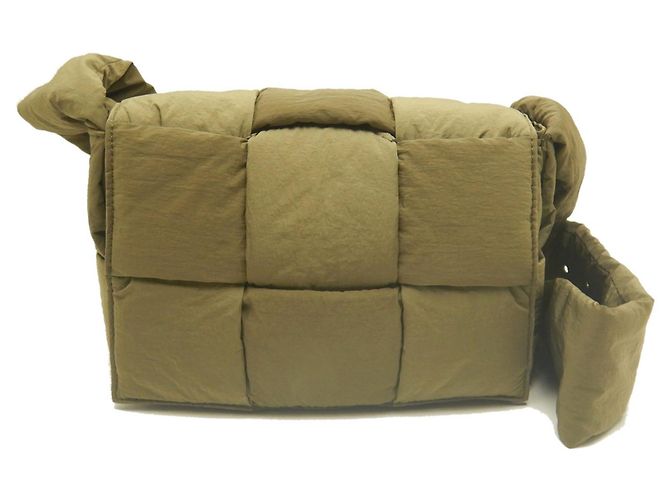 Borsa a tracolla piccola Padded Tech Cassette Bottega Veneta Cachi - vista 2