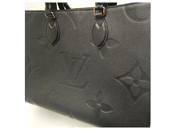 Borsa Tote Louis Vuitton OnTheGo MM Nero - vista 9