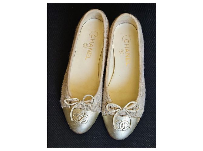 Ballerine Chanel in Tweed Beige D'oro - vista 16